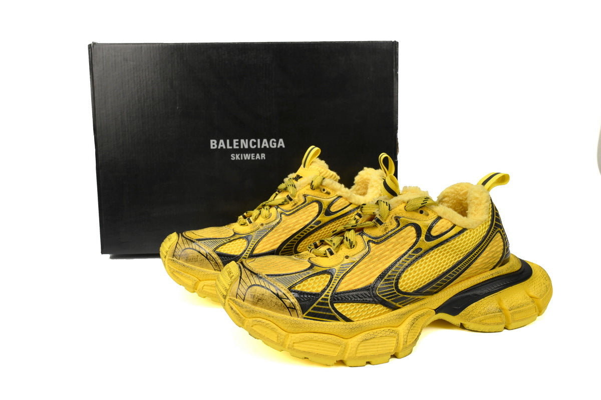 Balenciaga 3XL men's shoes Track Sneaker ¨C Low-Top Chunky Sole balenciaga runners  yellow